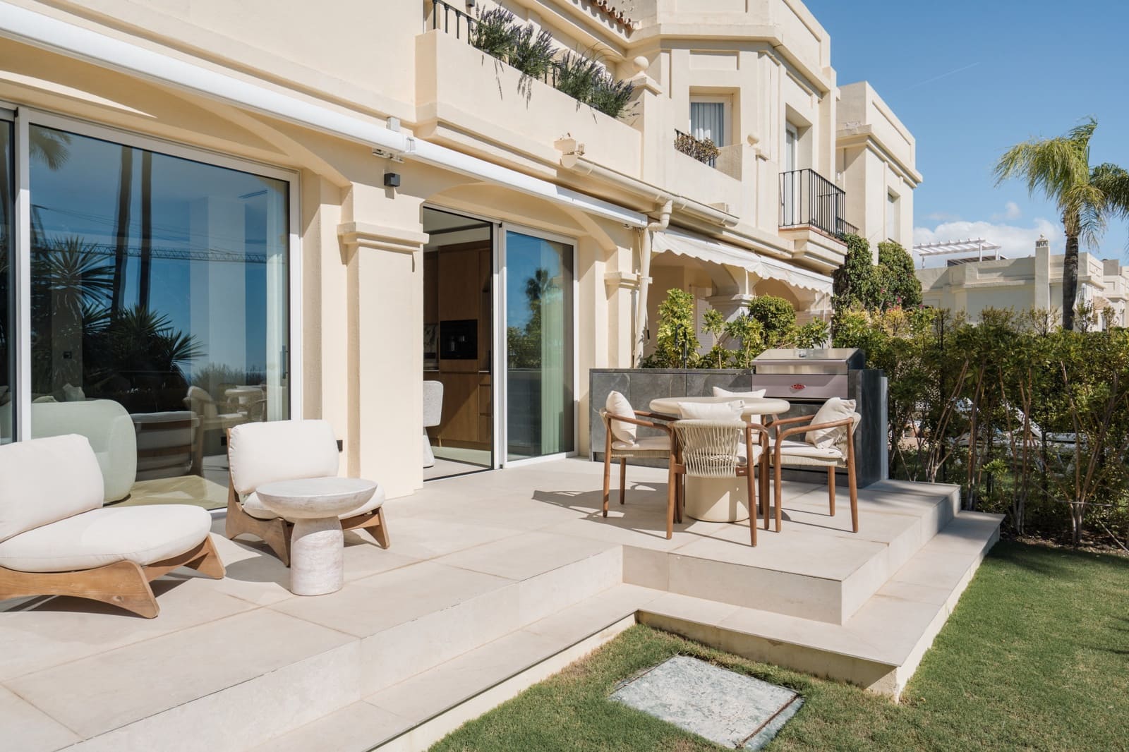 4 bedroom Townhouse for sale in Benahavis with pool garage - € 1,695,000 (Ref: 10173487)