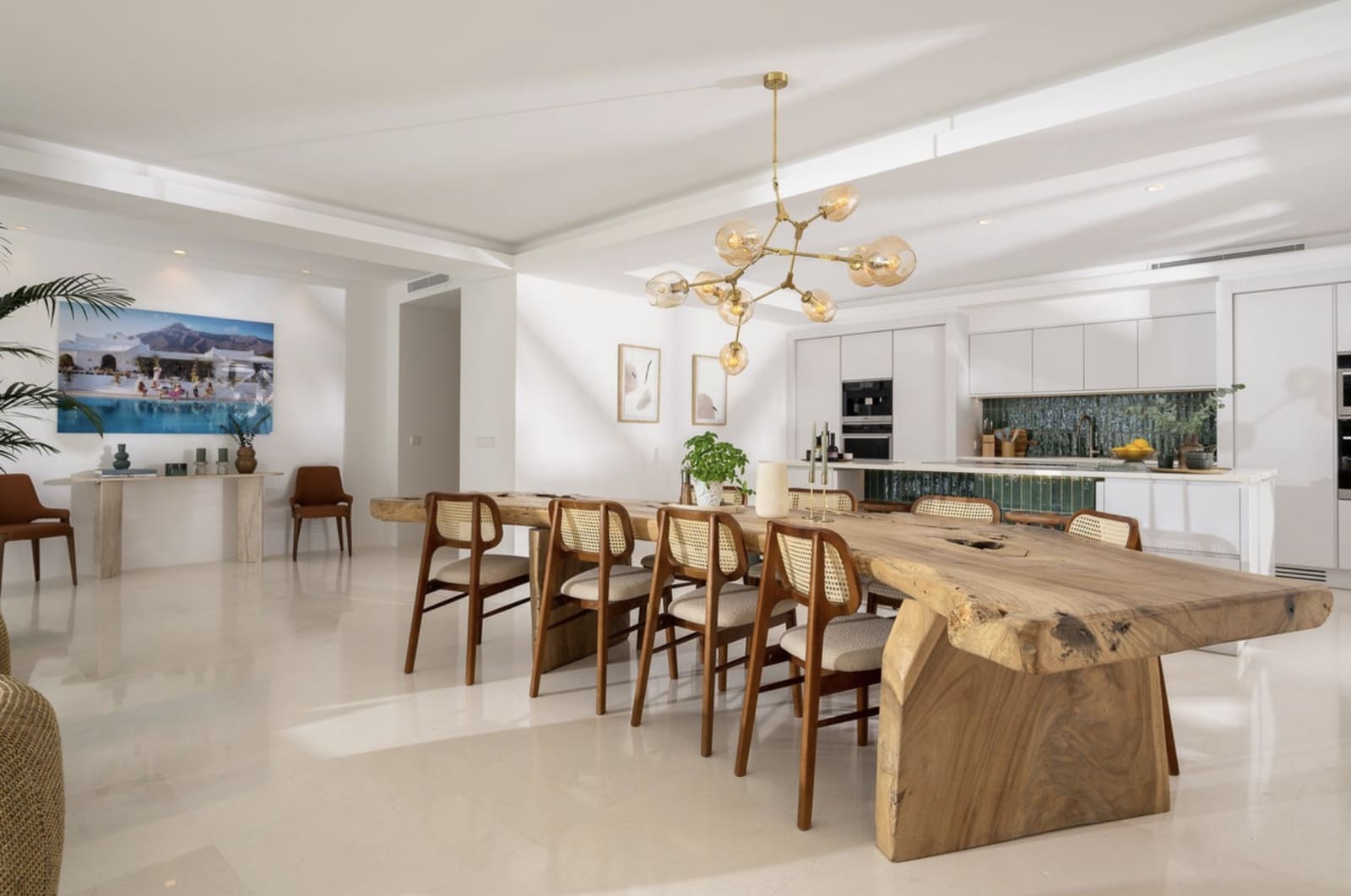 7 slaapkamer Appartement te koop in Nueva Andalucia met zwembad garage - € 4.495.000 (Ref: 10173489)