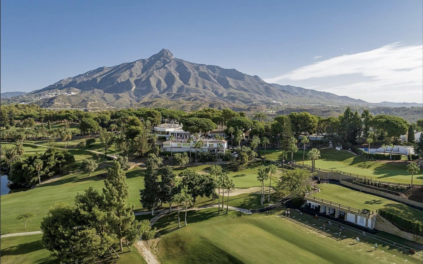 7 slaapkamer Appartement te koop in Nueva Andalucia met zwembad garage - € 4.495.000 (Ref: 10173489)