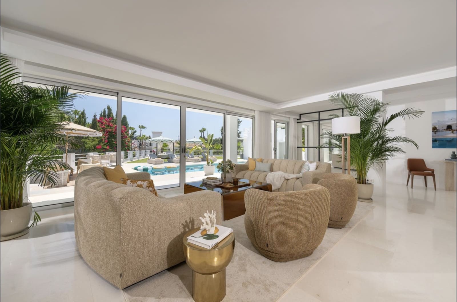 7 slaapkamer Appartement te koop in Nueva Andalucia met zwembad garage - € 4.495.000 (Ref: 10173489)
