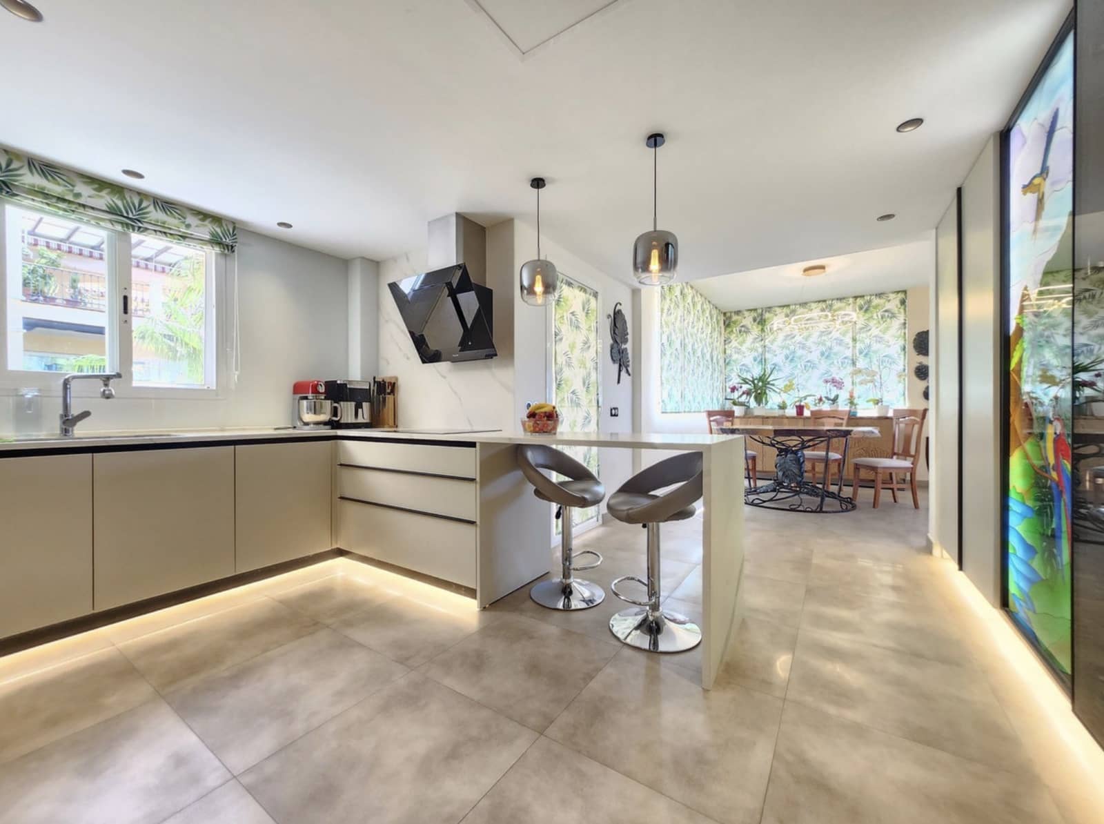 3 soveværelse Penthouse til salg i El Paraiso med swimmingpool garage - € 1.075.000 (Ref: 10173490)