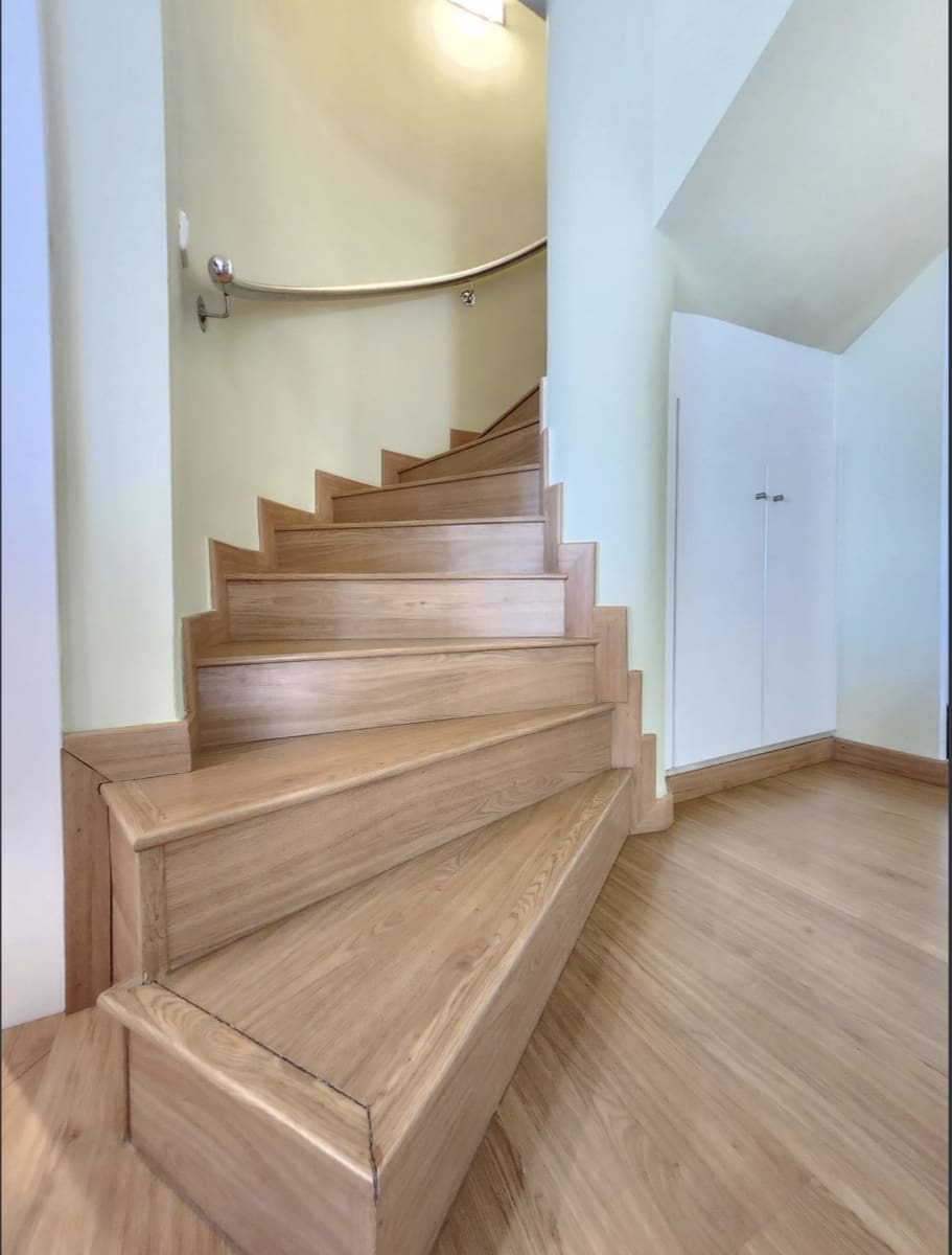 3 soveværelse Penthouse til salg i El Paraiso med swimmingpool garage - € 1.075.000 (Ref: 10173490)