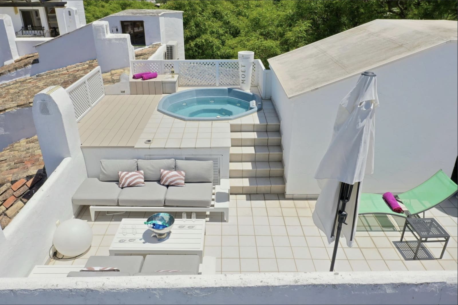 5 sovrum Takvåning till salu i Marbella med pool garage - 1 050 000 € (Ref: 10173494)