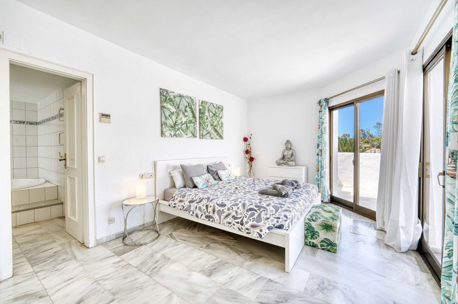 5 sovrum Takvåning till salu i Marbella med pool garage - 1 050 000 € (Ref: 10173494)