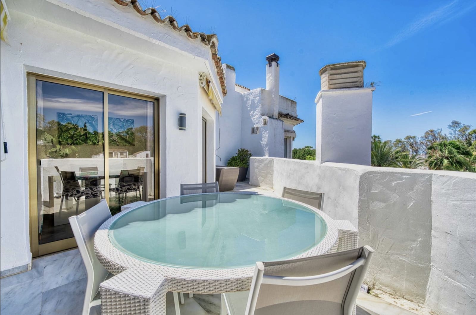 5 sovrum Takvåning till salu i Marbella med pool garage - 1 050 000 € (Ref: 10173494)
