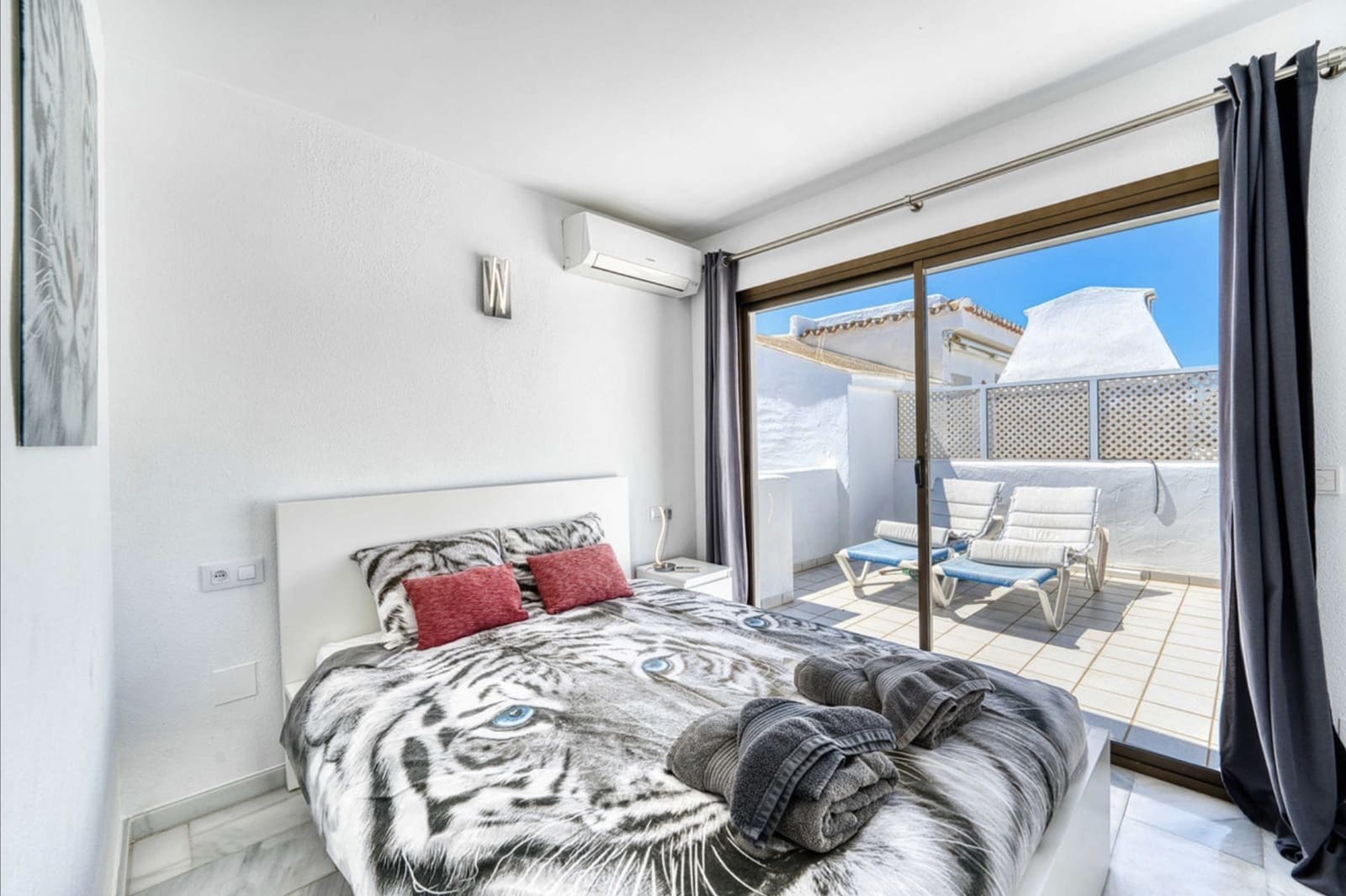 5 sovrum Takvåning till salu i Marbella med pool garage - 1 050 000 € (Ref: 10173494)
