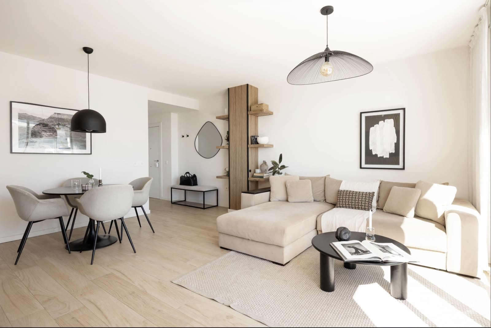 2 soverom Penthouse til salgs i Nueva Andalucia med svømmebasseng garasje - € 750 000 (Ref: 10173495)