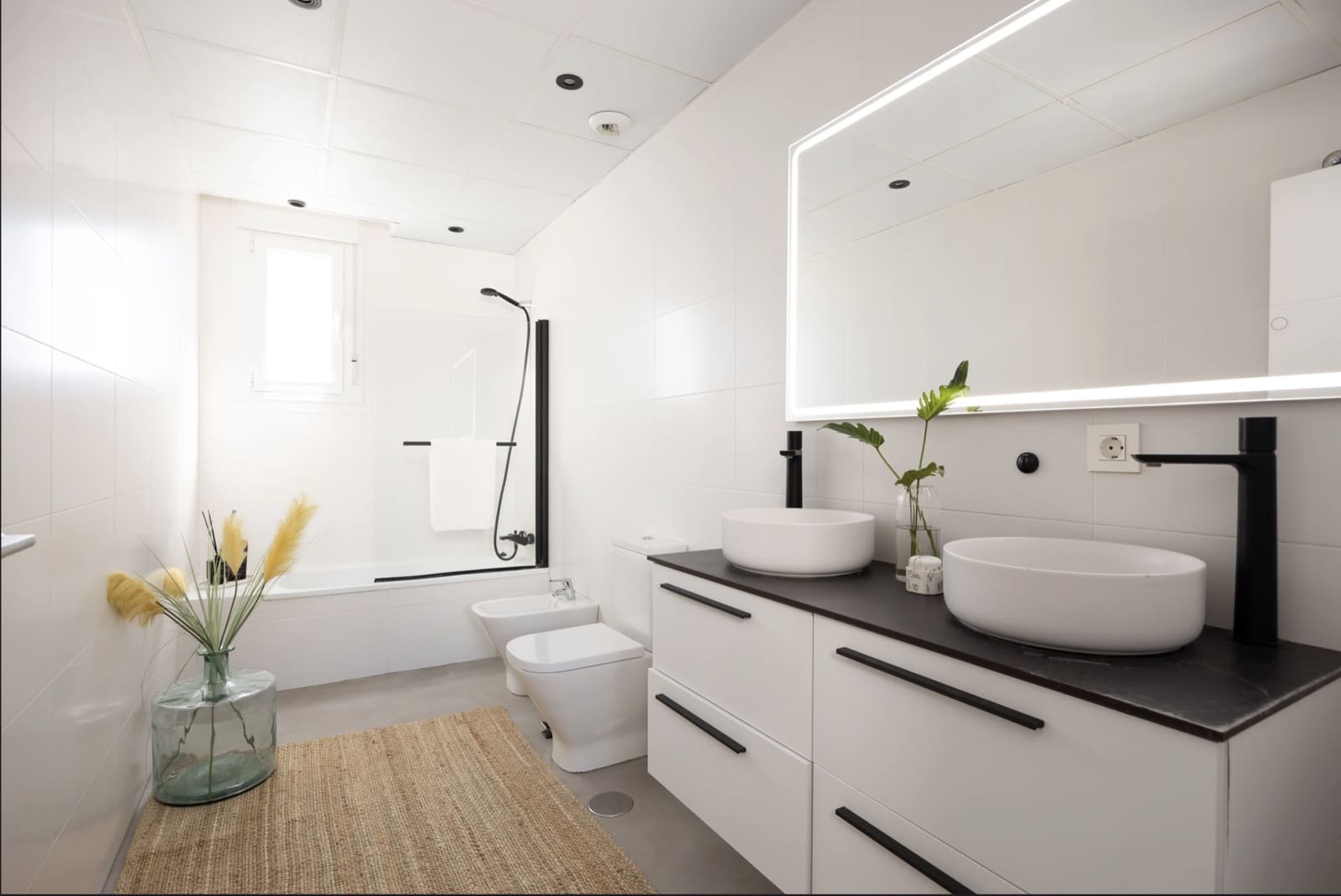 2 soverom Penthouse til salgs i Nueva Andalucia med svømmebasseng garasje - € 750 000 (Ref: 10173495)