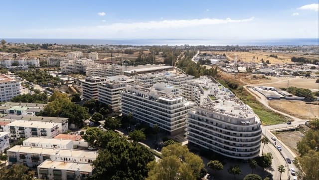 2 bedroom Penthouse for sale in Nueva Andalucia, Marbella with pool garage - € 750,000 (Ref: 10173495)