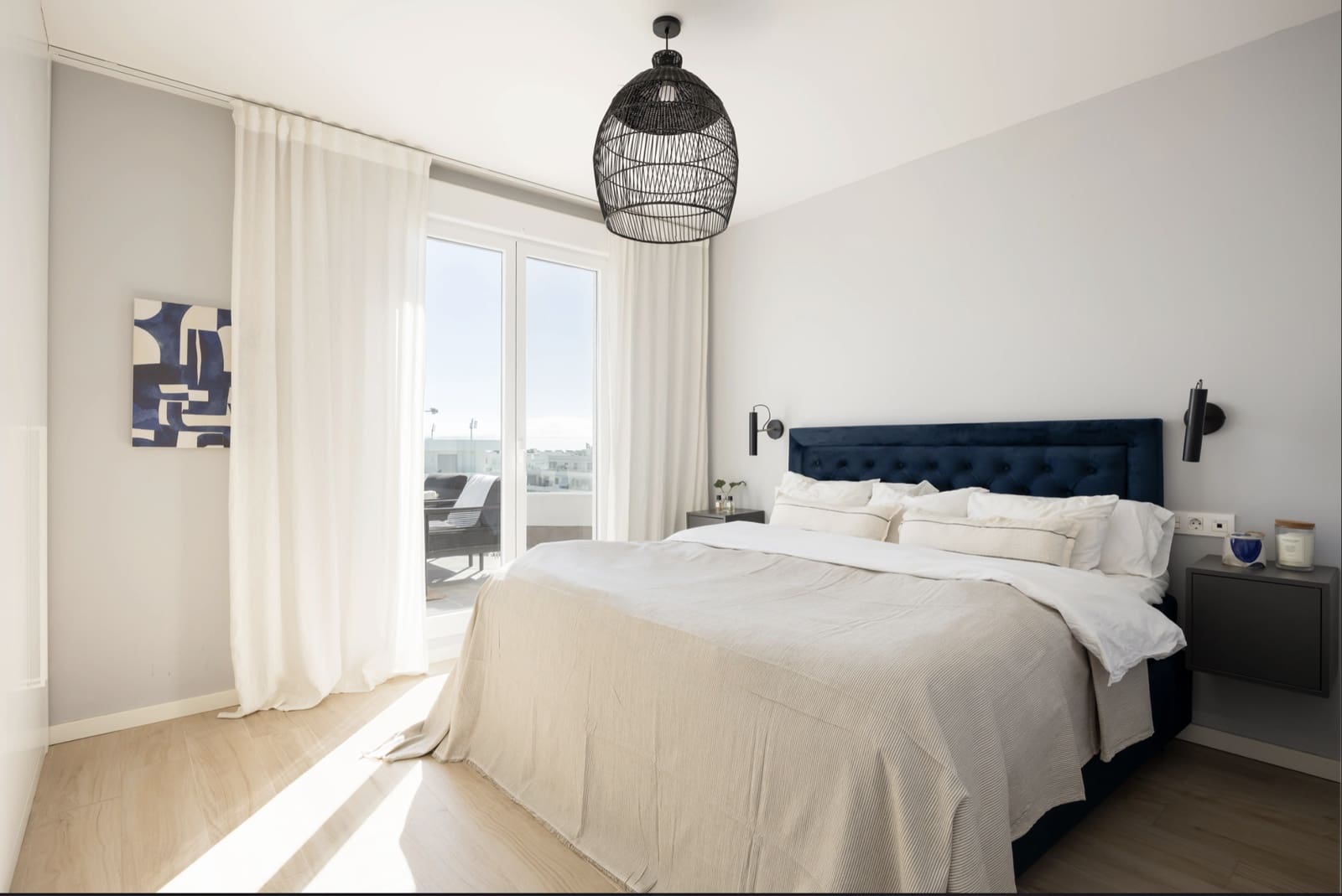 2 soverom Penthouse til salgs i Nueva Andalucia med svømmebasseng garasje - € 750 000 (Ref: 10173495)