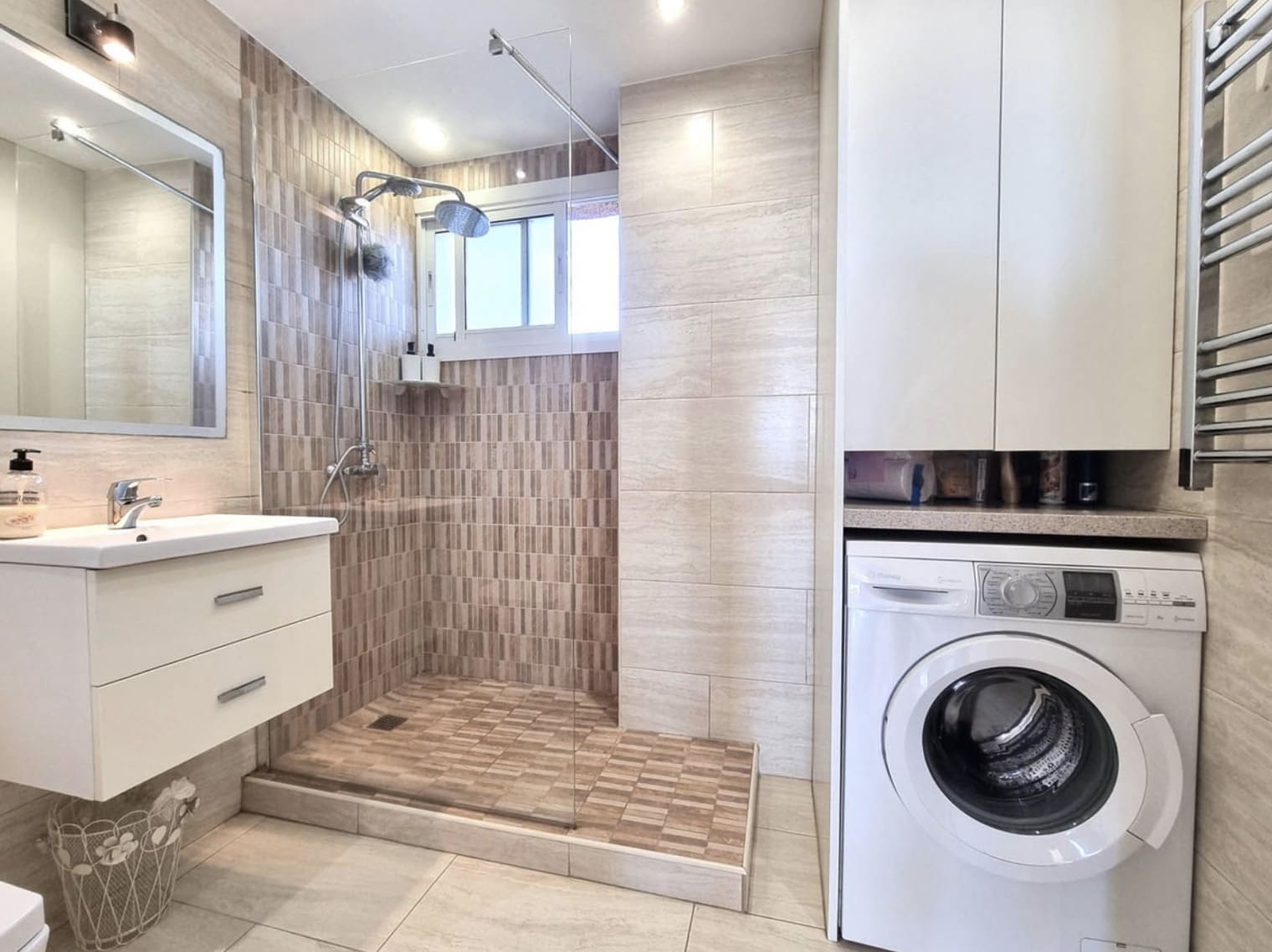 2 bedroom Penthouse for sale in Calahonda with garage - € 389,000 (Ref: 10174908)