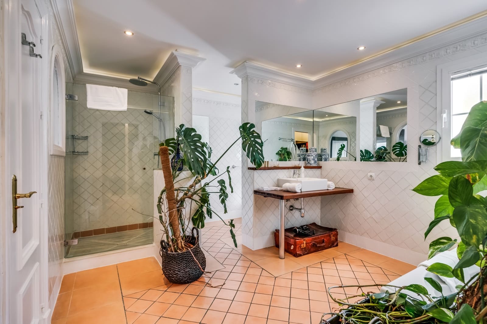 3 Zimmer Apartment zu verkaufen in Nueva Andalucia mit Pool Garage - 1.499.000 € (Ref: 10174910)