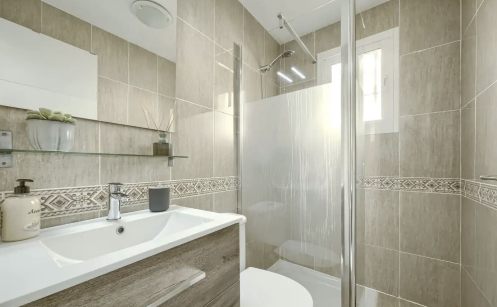 2 sypialnia Apartament na sprzedaż w Calahonda z basenem garażem - 345 000 € (Ref: 10174911)