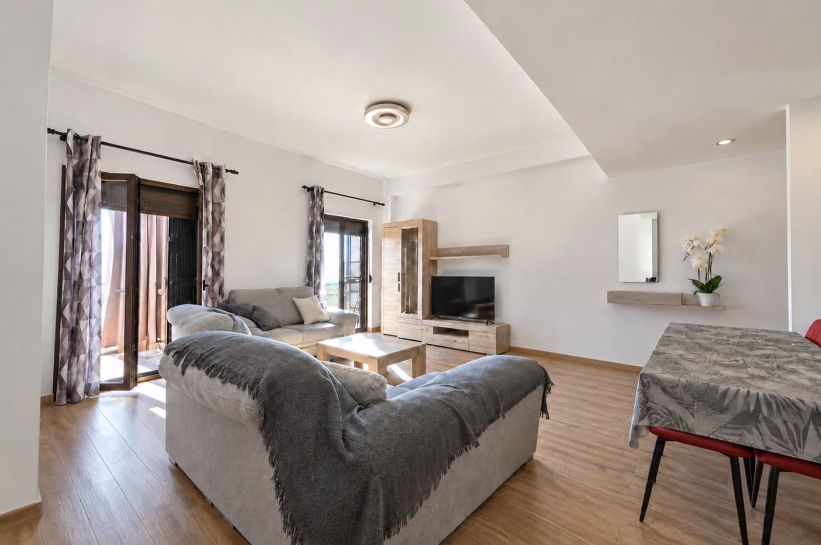 2 Zimmer Apartment zu verkaufen in Calahonda mit Pool - 350.000 € (Ref: 10174912)