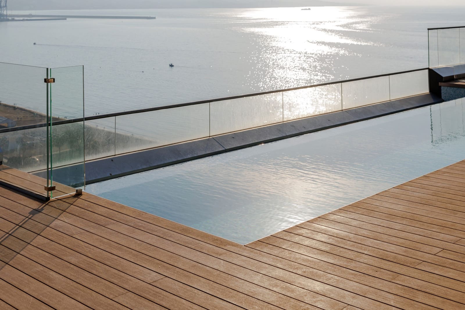 4 Zimmer Penthouse zu verkaufen in Malaga Stadt mit Pool Garage - 4.408.000 € (Ref: 10177011)