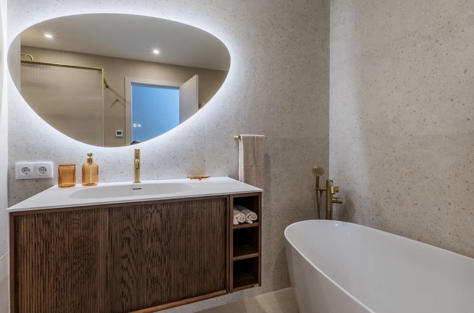 3 bedroom Penthouse for sale in Atalaya-Isdabe with pool - € 995,000 (Ref: 10177017)