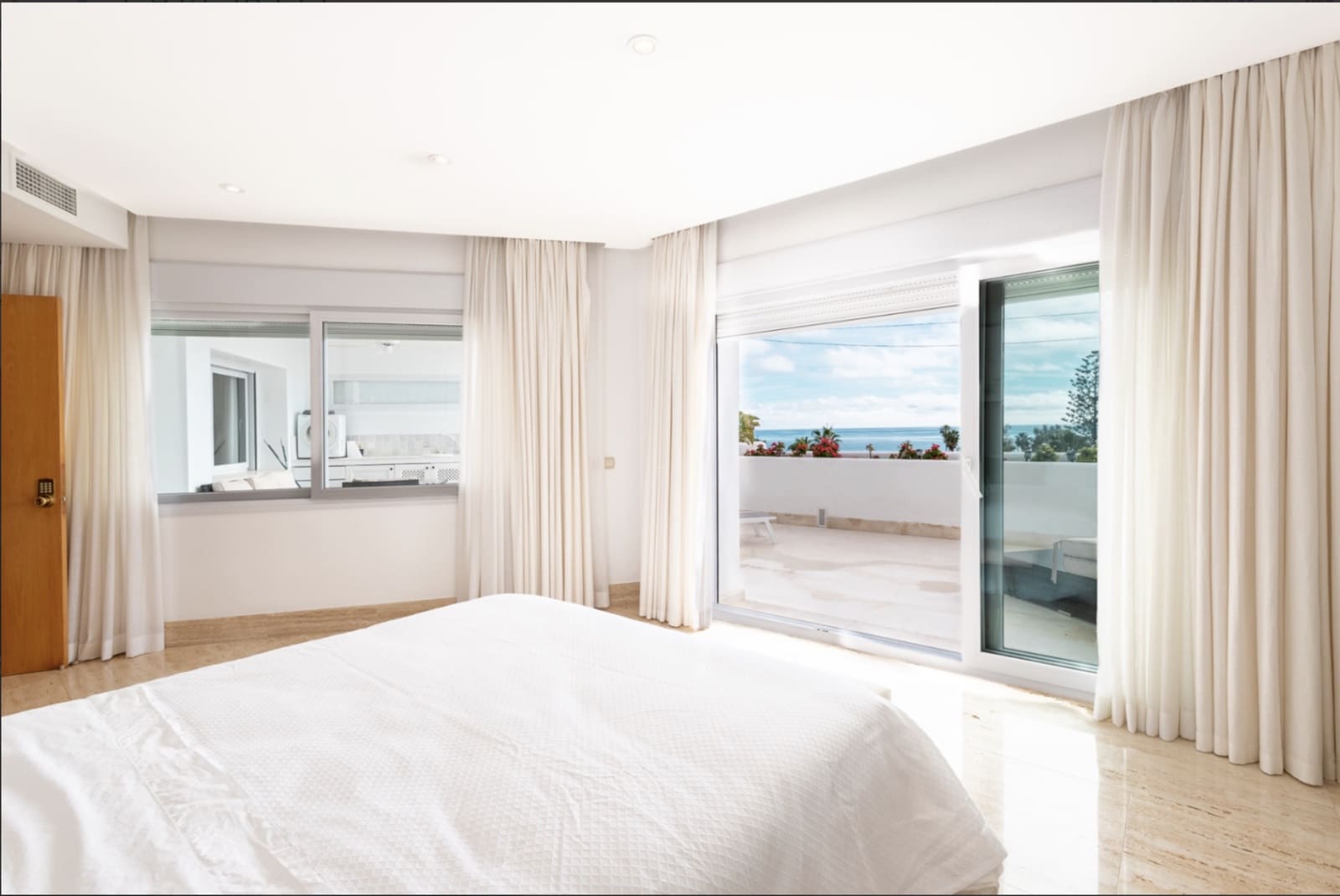 2 chambre Penthouse à vendre à Guadalmina avec piscine garage - 2 650 000 € (Ref: 10182894)