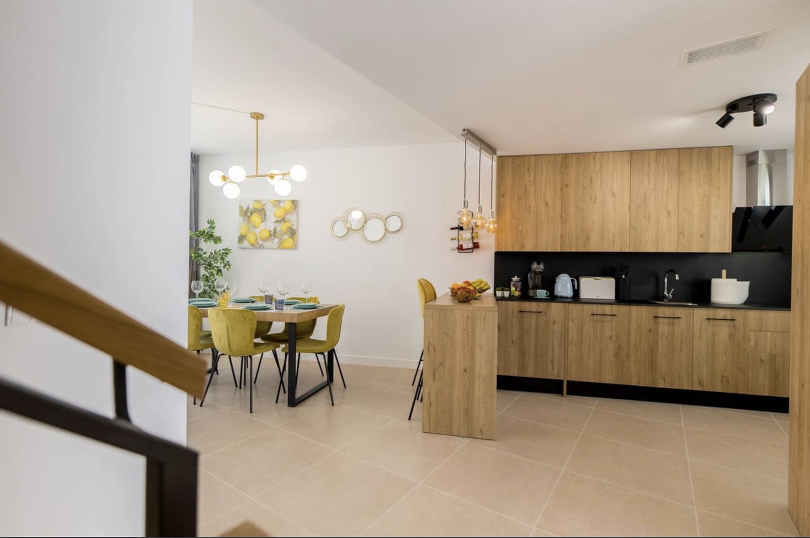 3 Zimmer Haus zu verkaufen in El Paraiso mit Pool Garage - 560.000 € (Ref: 10182897)