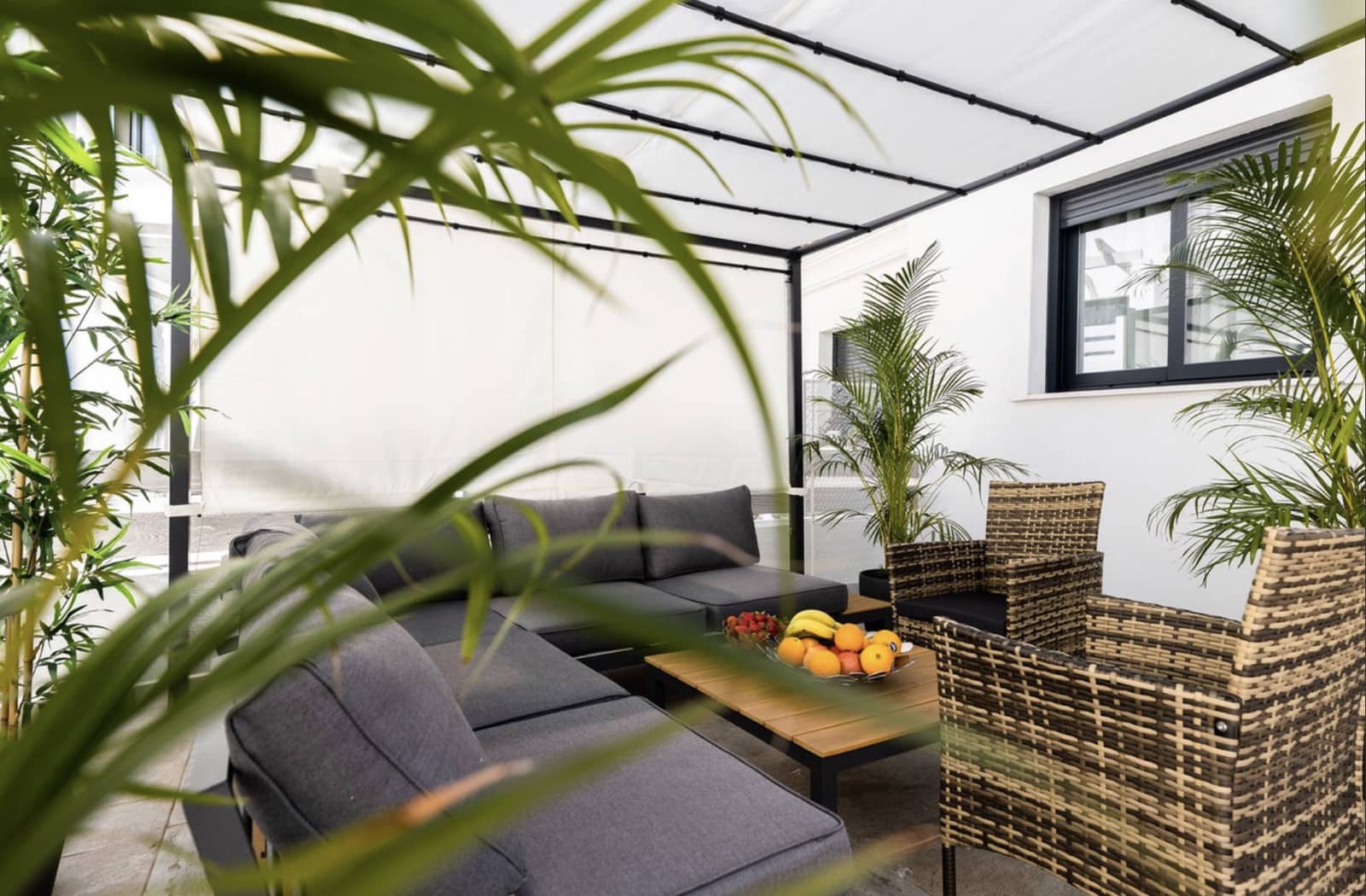 3 Zimmer Haus zu verkaufen in El Paraiso mit Pool Garage - 560.000 € (Ref: 10182897)