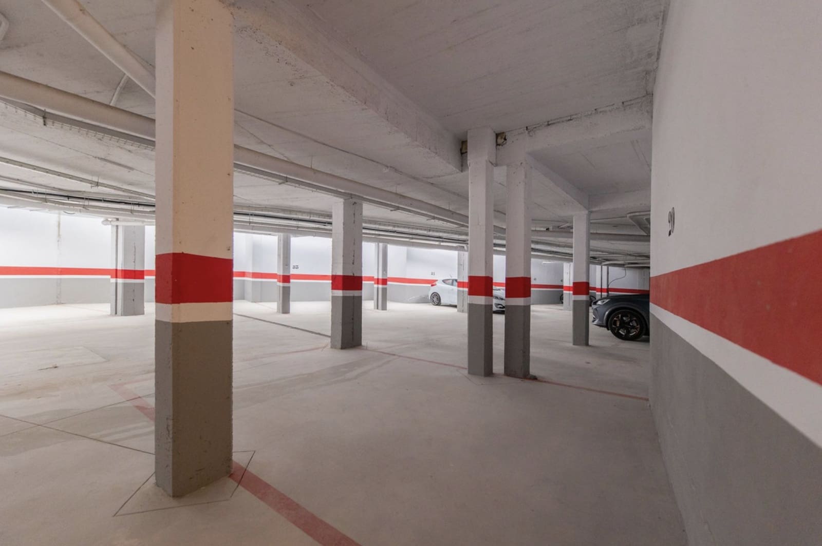 3 Zimmer Haus zu verkaufen in El Paraiso mit Pool Garage - 560.000 € (Ref: 10182897)