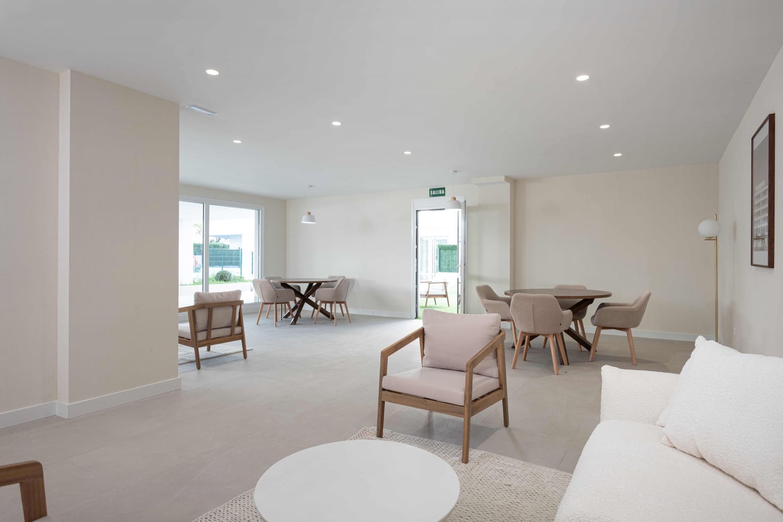 2 chambre Appartement à vendre à Nueva Andalucia avec piscine garage - 564 375 € (Ref: 7955701)