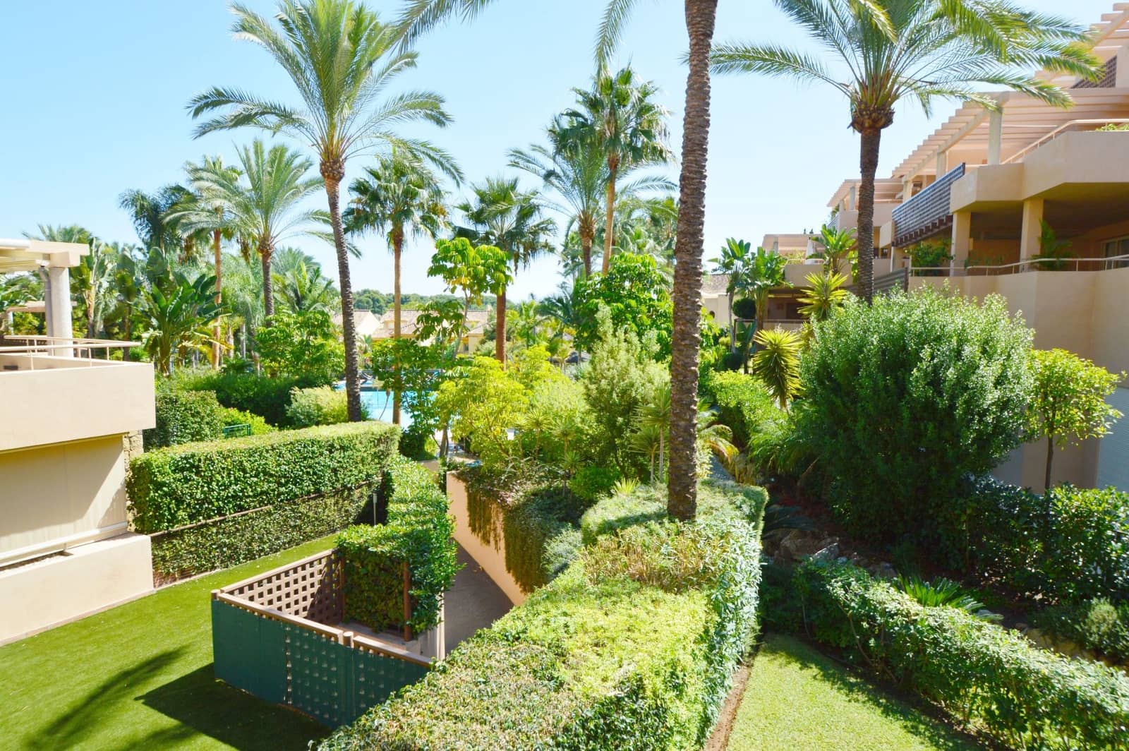 2 sovrum Lägenhet till salu i Marbella med pool garage - 699 900 € (Ref: 8028908)