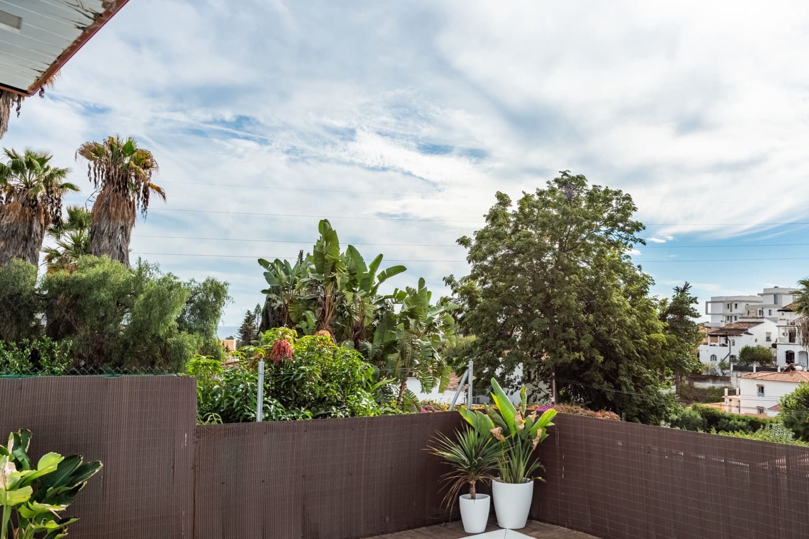 3 chambre Villa/Maison à vendre à Nueva Andalucia avec piscine garage - 999 000 € (Ref: 8074984)