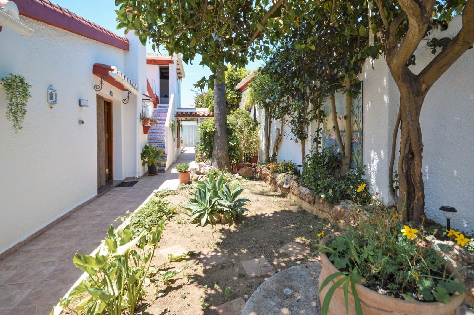 4 sovrum Semi-fristående Villa till salu i Marbella med pool garage - 595 000 € (Ref: 8097650)