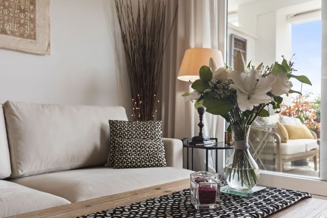 3 sovrum Lägenhet till salu i Los Arqueros, Benahavís med pool garage - 550 000 € (Ref: 8300338)