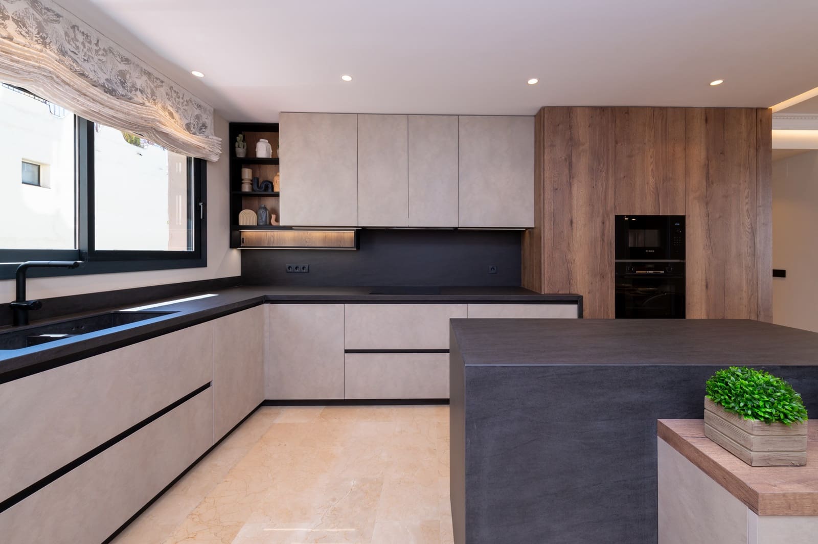 3 chambre Penthouse à vendre à Marbella avec garage - 1 360 000 € (Ref: 8307718)