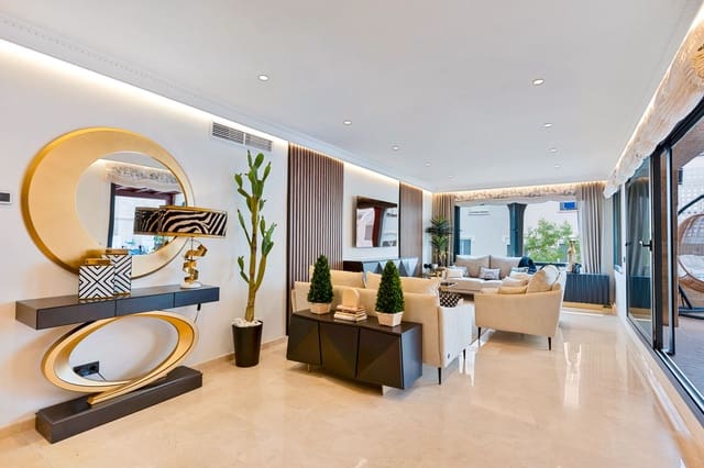 3 sovrum Takvåning till salu i Playa Bajadilla - Puertos, Marbella med garage - 1 360 000 € (Ref: 8307718)