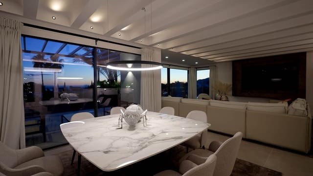 5 soverom Villa til salgs i Marbella med svømmebasseng garasje - € 4 490 000 (Ref: 8313708)