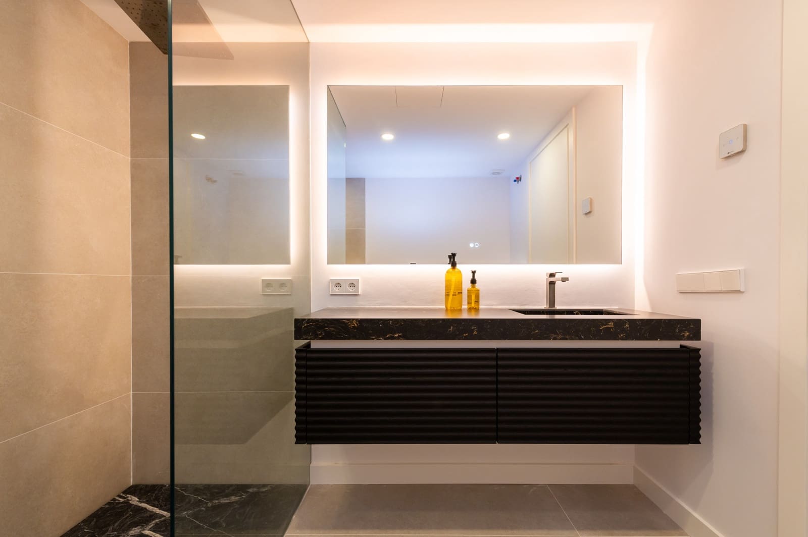 5 soverom Villa til salgs i Marbella med svømmebasseng garasje - € 4 490 000 (Ref: 8313708)