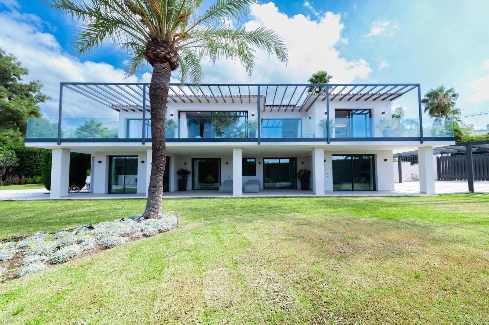 5 sypialnia Willa na sprzedaż w Marbella z basenem garażem - 4 290 000 € (Ref: 8313708)