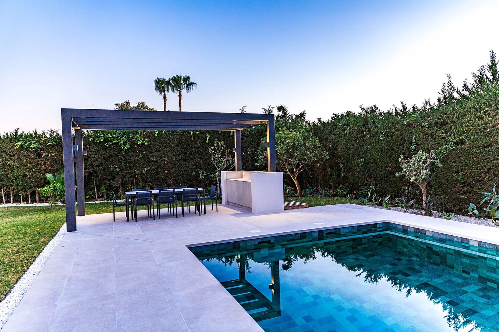 5 sypialnia Willa na sprzedaż w Marbella z basenem garażem - 4 290 000 € (Ref: 8313708)