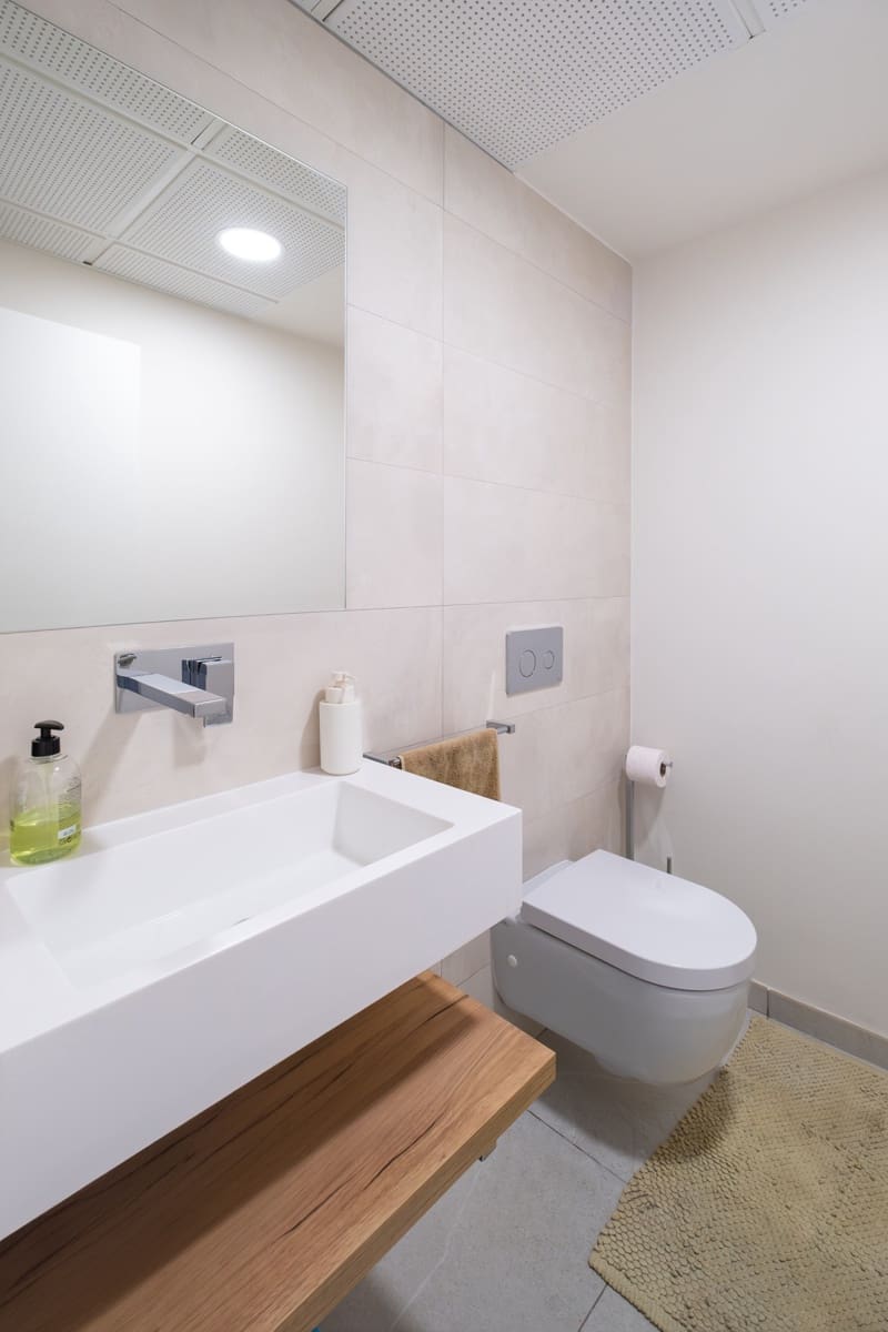 4 sypialnia Apartament na sprzedaż w La Quinta z basenem garażem - 690 000 € (Ref: 8318012)