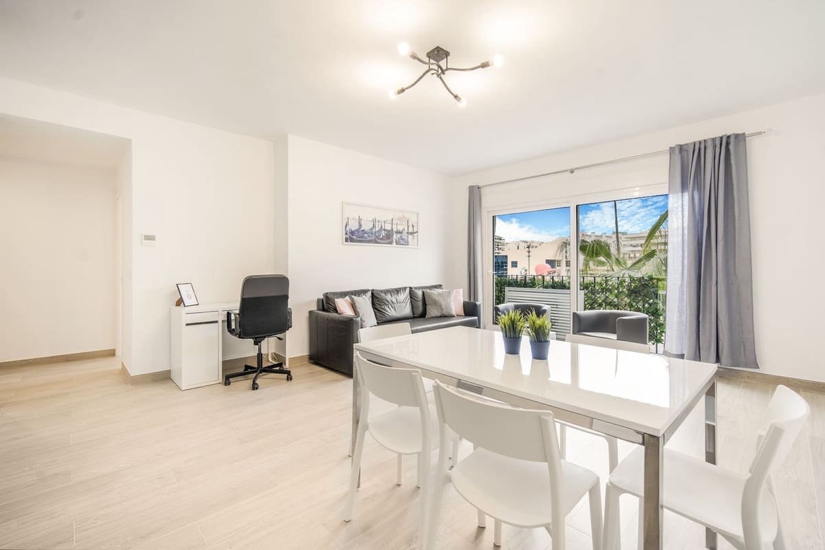 2 sovrum Lägenhet till salu i Puerto Banus med pool garage - 559 000 € (Ref: 8331508)