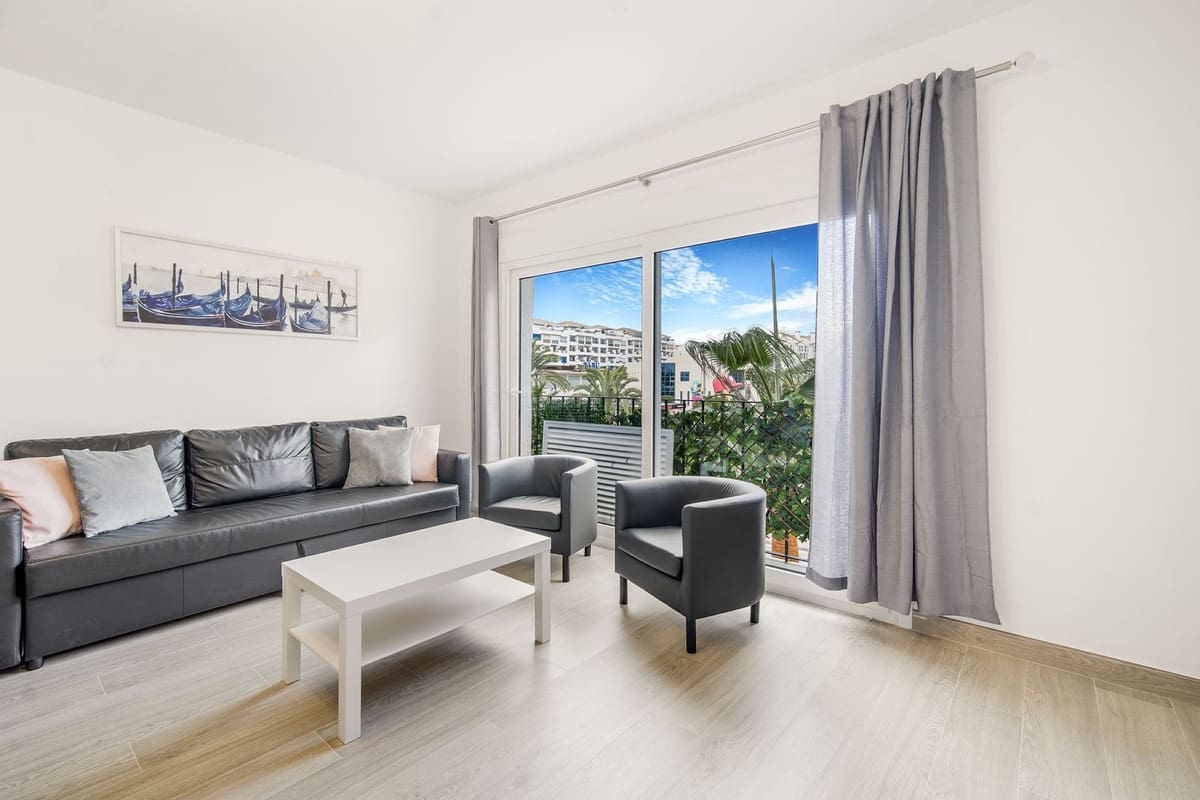 2 sovrum Lägenhet till salu i Puerto Banus med pool garage - 559 000 € (Ref: 8331508)