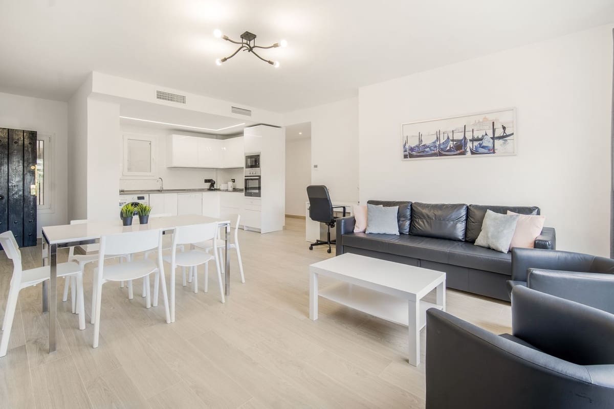 2 sovrum Lägenhet till salu i Puerto Banus med pool garage - 559 000 € (Ref: 8331508)