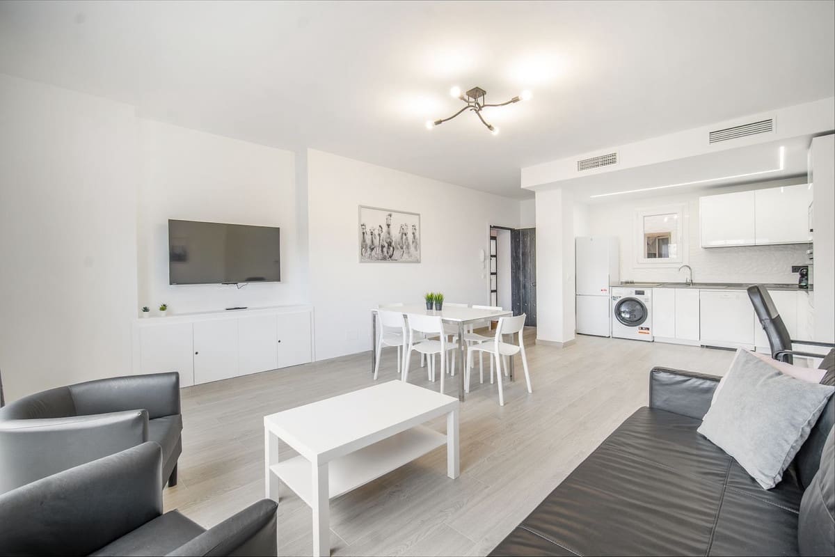 2 sovrum Lägenhet till salu i Puerto Banus med pool garage - 559 000 € (Ref: 8331508)