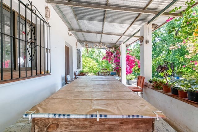 3 quarto Quinta/Casa Rural para venda em Estepona com garagem - 499 000 € (Ref: 8353976)