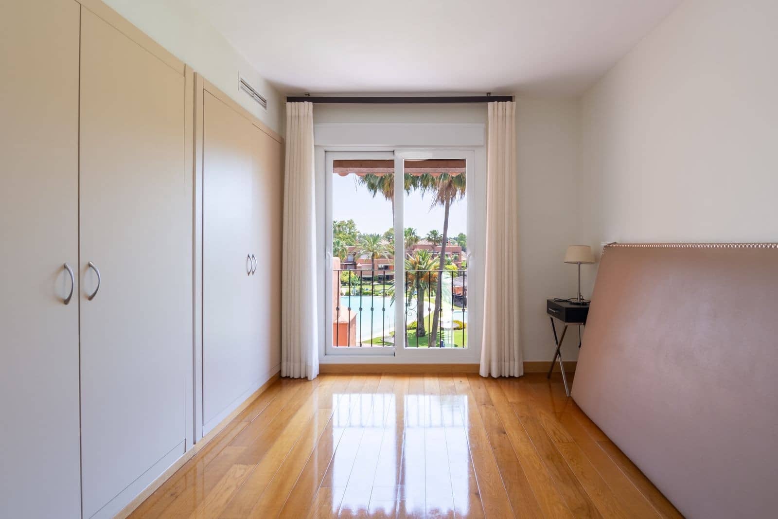 3 camera da letto Attico in vendita in Guadalmina con piscina garage - 950.000 € (Rif: 8363157)