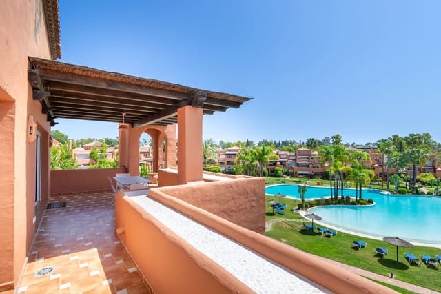 3 Zimmer Penthouse zu verkaufen in Guadalmina Baja, Marbella mit Pool Garage - 950.000 € (Ref: 8363157)