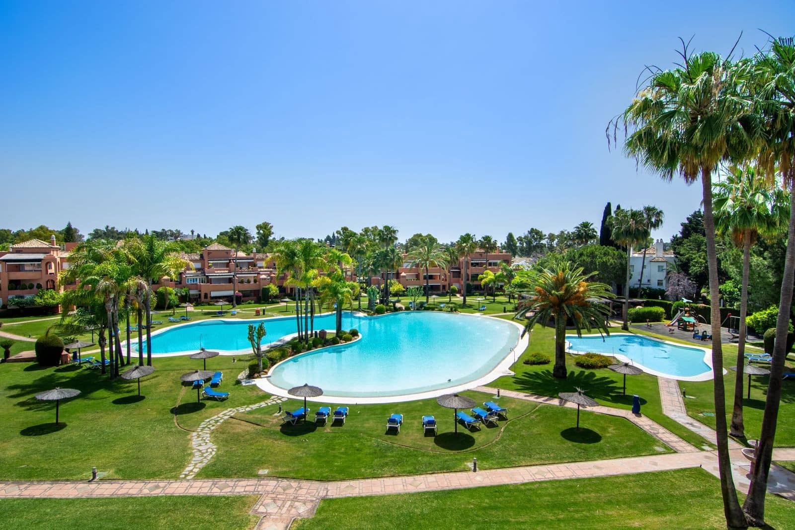 3 camera da letto Attico in vendita in Guadalmina con piscina garage - 950.000 € (Rif: 8363157)