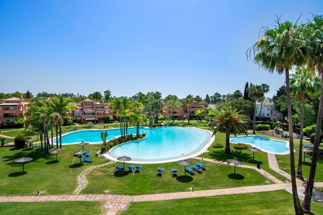 3 Zimmer Penthouse zu verkaufen in Guadalmina Baja, Marbella mit Pool Garage - 950.000 € (Ref: 8363157)