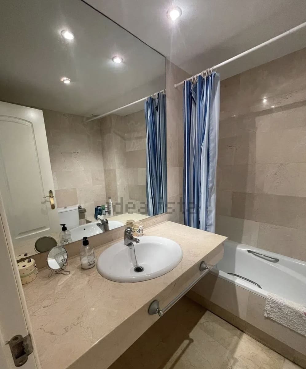 2 sovrum Lägenhet till salu i San Pedro de Alcantara med pool garage - 450 000 € (Ref: 8432523)