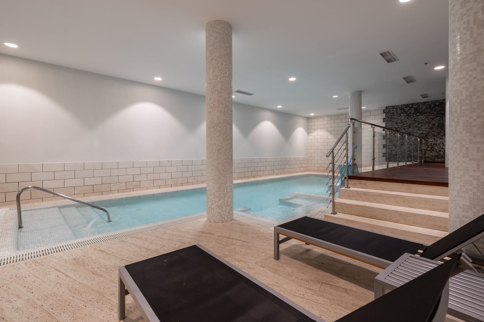 5 slaapkamer Halfvrijstaande villa te koop in Marbella met zwembad garage - € 3.000.000 (Ref: 8434210)