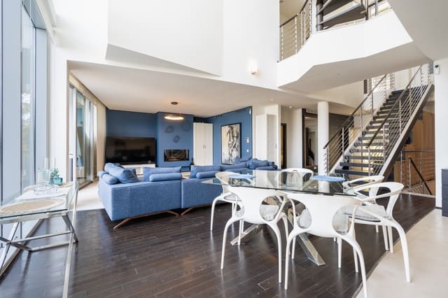 5 slaapkamer Halfvrijstaande villa te koop in Sierra Blanca, Marbella met zwembad garage - € 3.000.000 (Ref: 8434210)