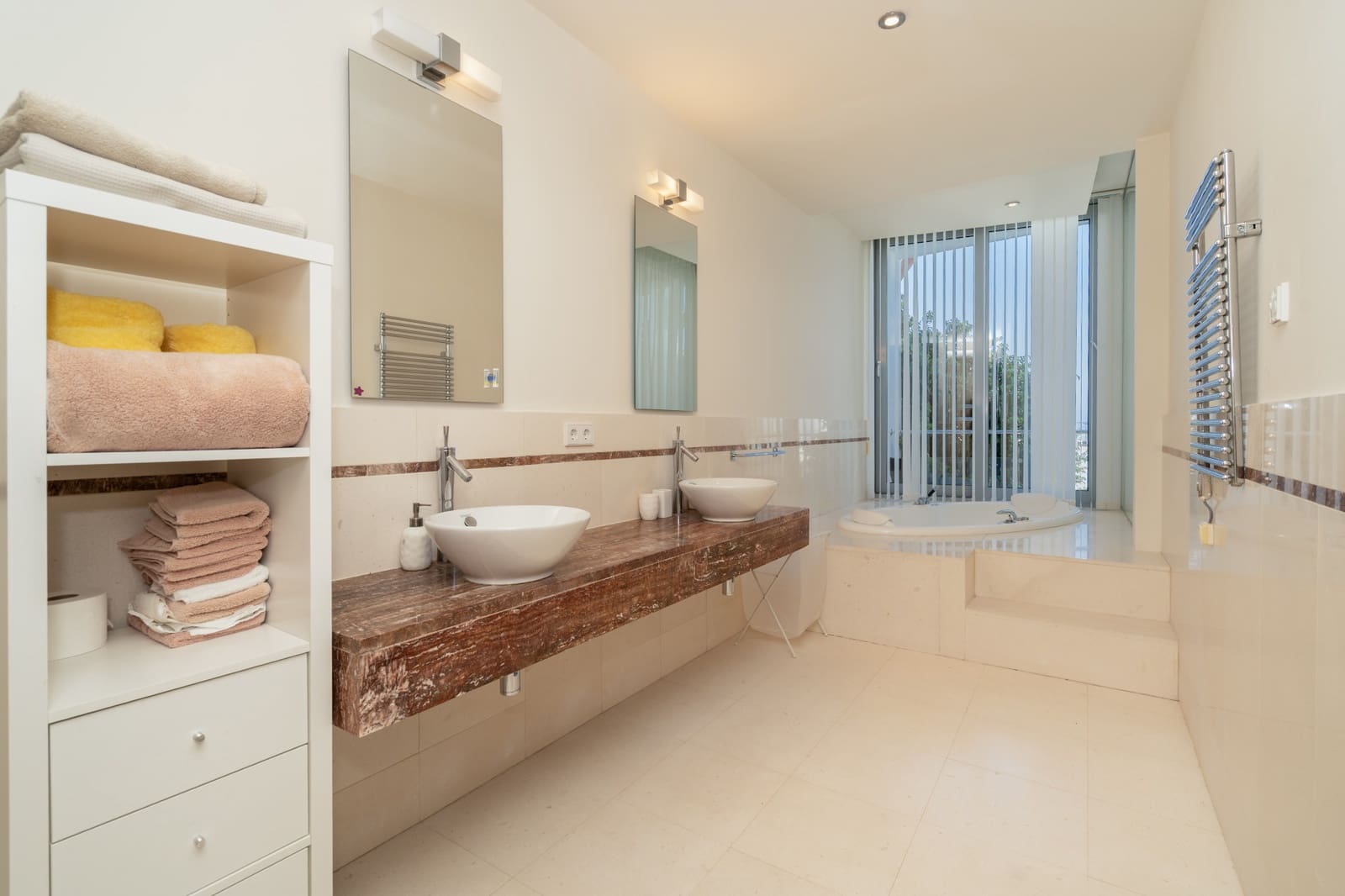 5 slaapkamer Halfvrijstaande villa te koop in Marbella met zwembad garage - € 3.000.000 (Ref: 8434210)
