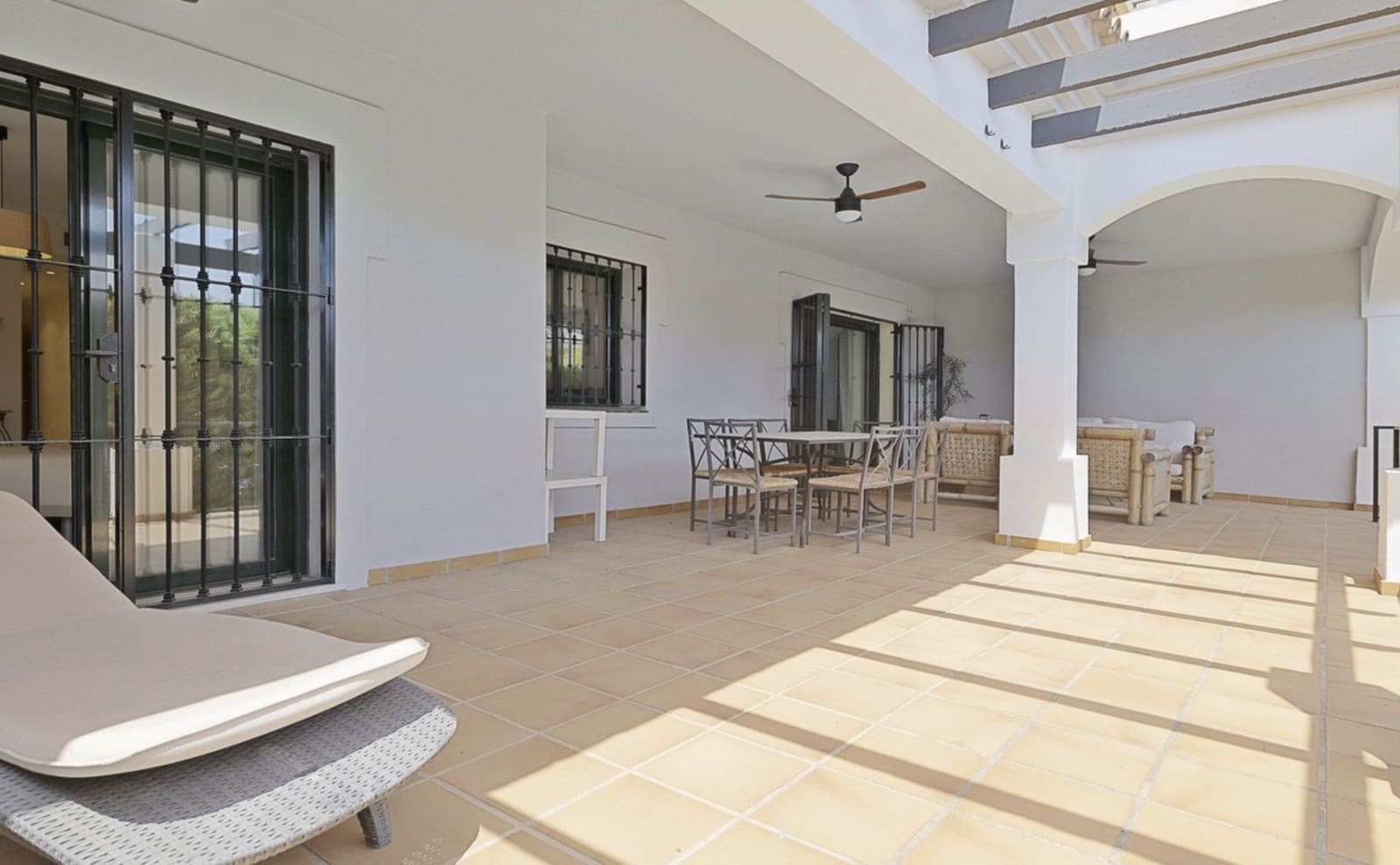 3 bedroom Apartment for sale in San Pedro de Alcantara with pool garage - € 660,000 (Ref: 8476229)